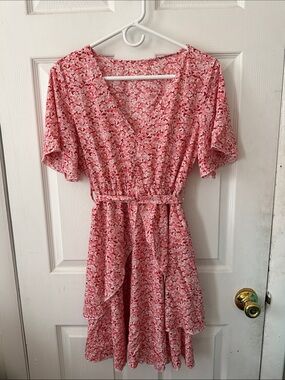 Floral Pink V-Neck Tie-Waist Dress